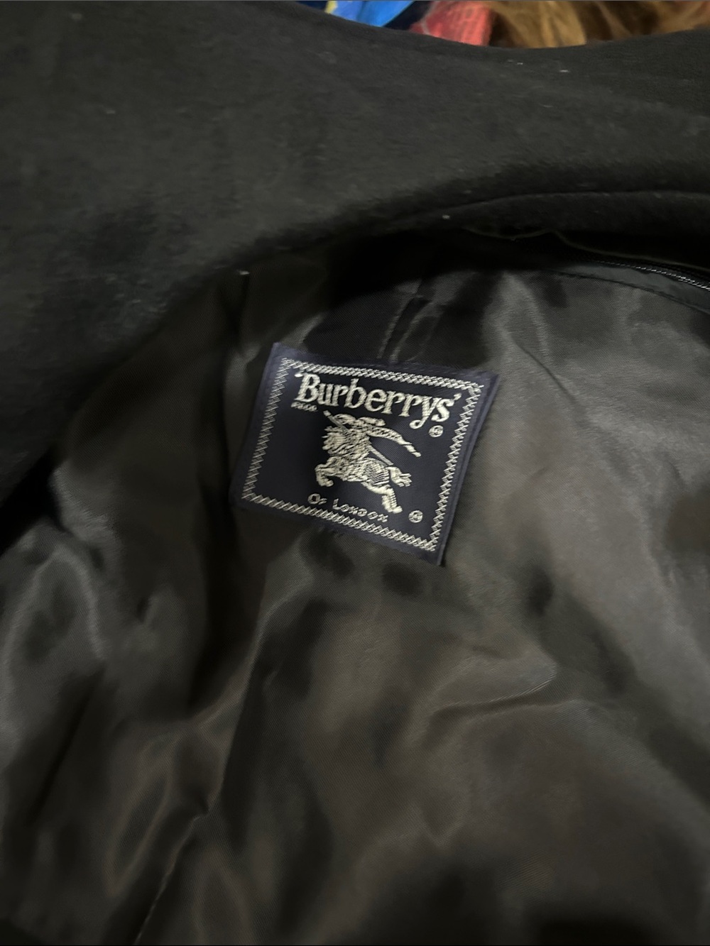 Burberry  vintage heavy winter 🥶 Black Trench Coat with Branded Lining